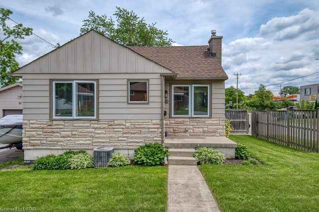 Search All Collingwood Area MLS® Homes, Condos & Chalets For Sale